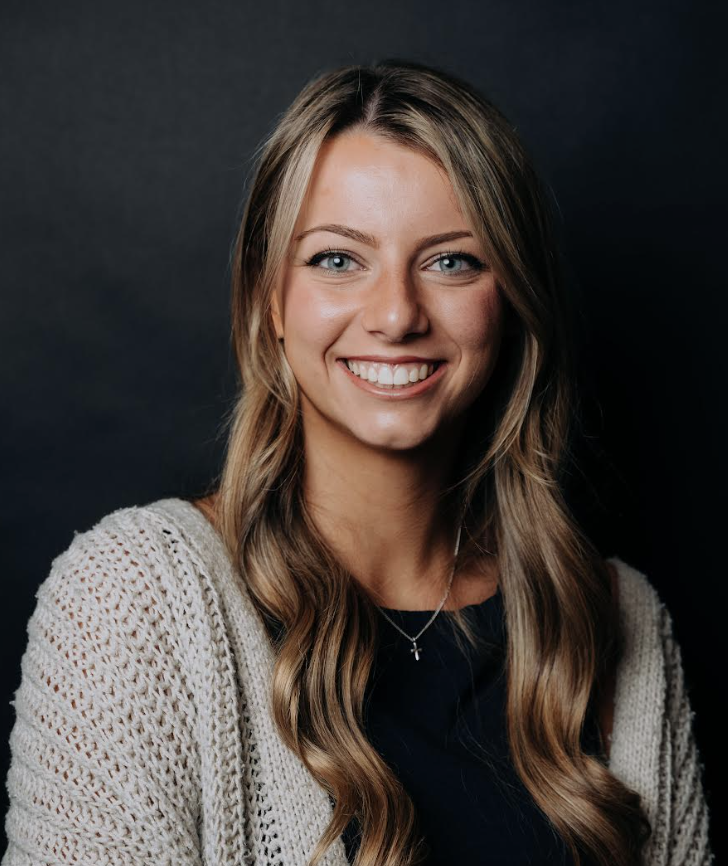 Breanna Hodges Headshot 
